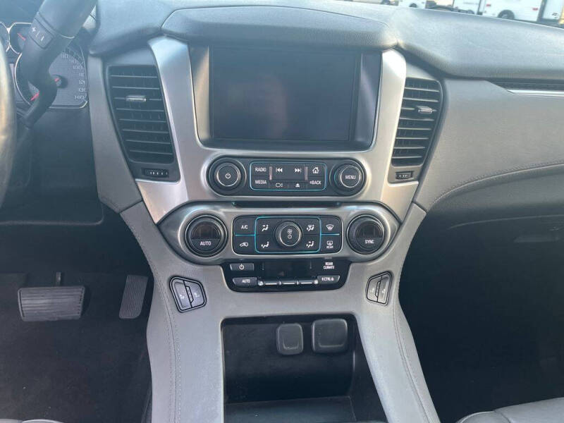 2018 Chevrolet Suburban LT