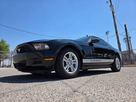 2011 Ford Mustang V6