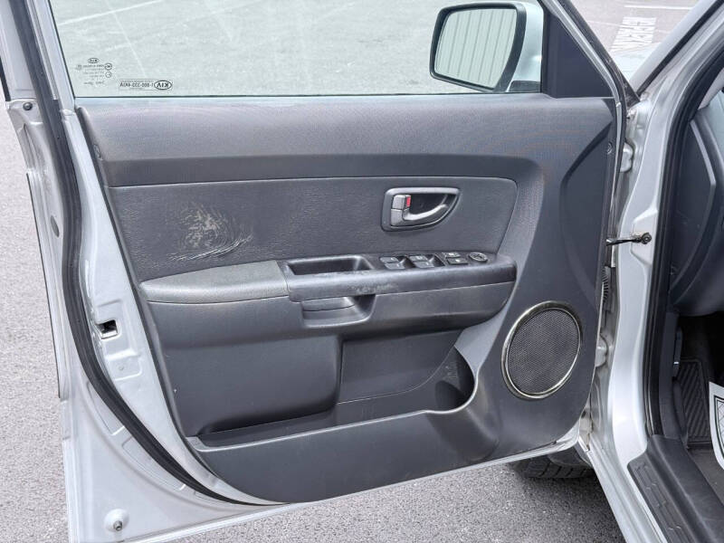 2011 Kia Soul +