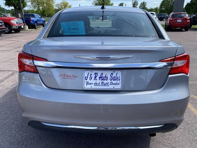 2013 Chrysler 200 Touring