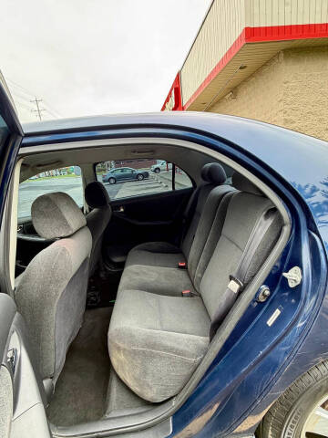 2004 Toyota Corolla S