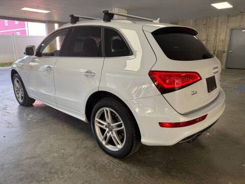 2016 Audi Q5 3.0T quattro Premium Plus