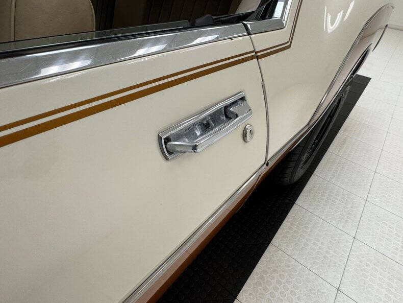 1972 Buick Riviera