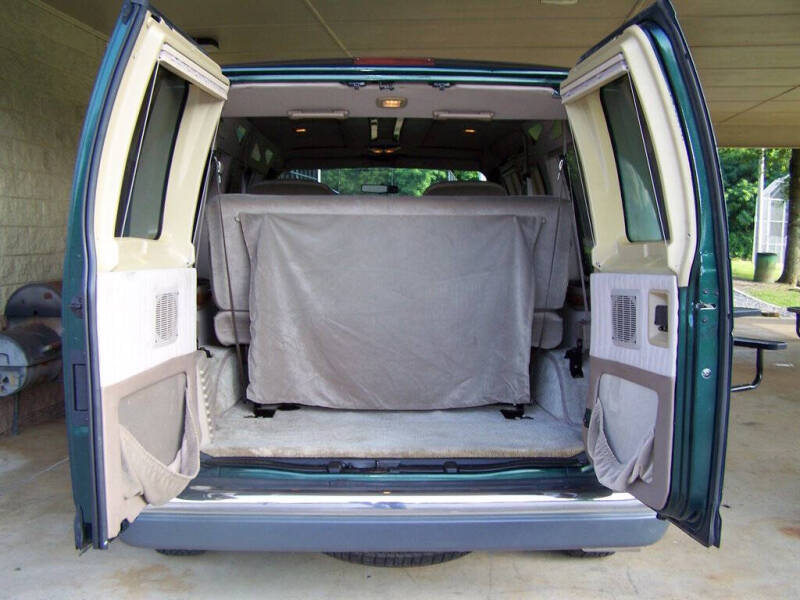 2000 Ford E-Series E-150