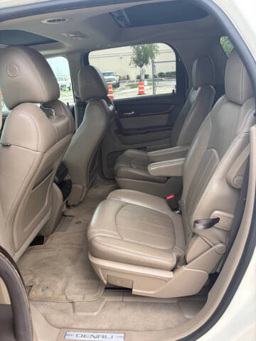 2014 GMC Acadia Denali