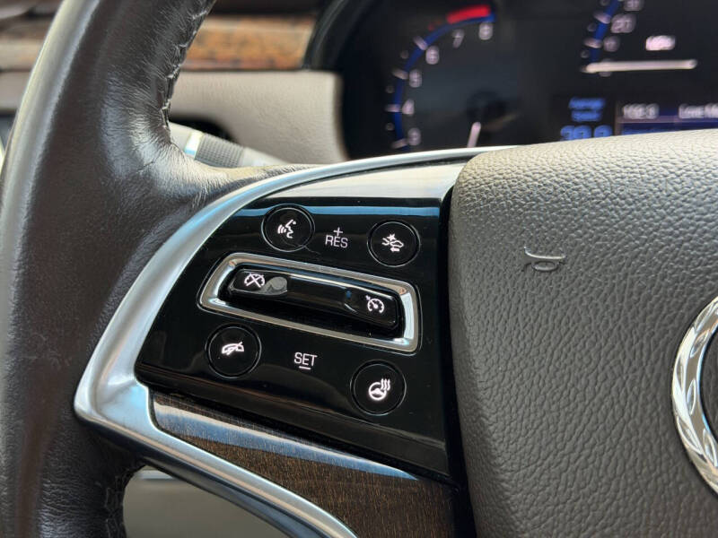 2014 Cadillac XTS Luxury Collection