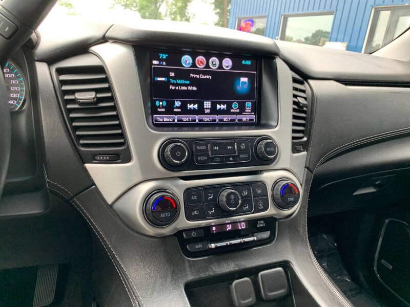 2017 GMC Yukon XL SLE