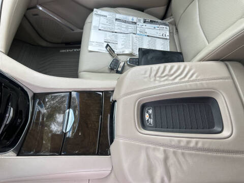 2018 Cadillac Escalade Luxury