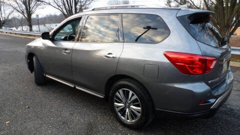 2020 Nissan Pathfinder S