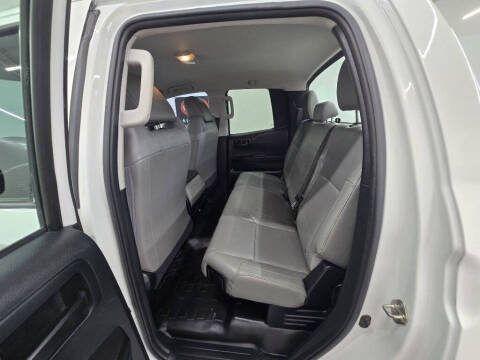 2017 Toyota Tundra SR