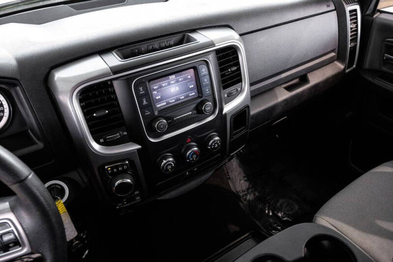 2021 RAM 1500 Classic SLT