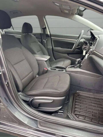 2020 Hyundai Elantra