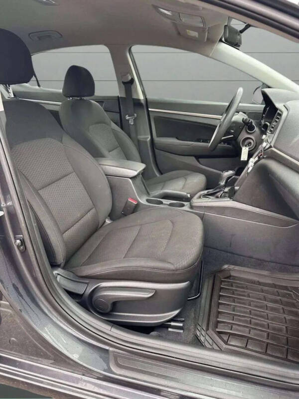 2020 Hyundai Elantra