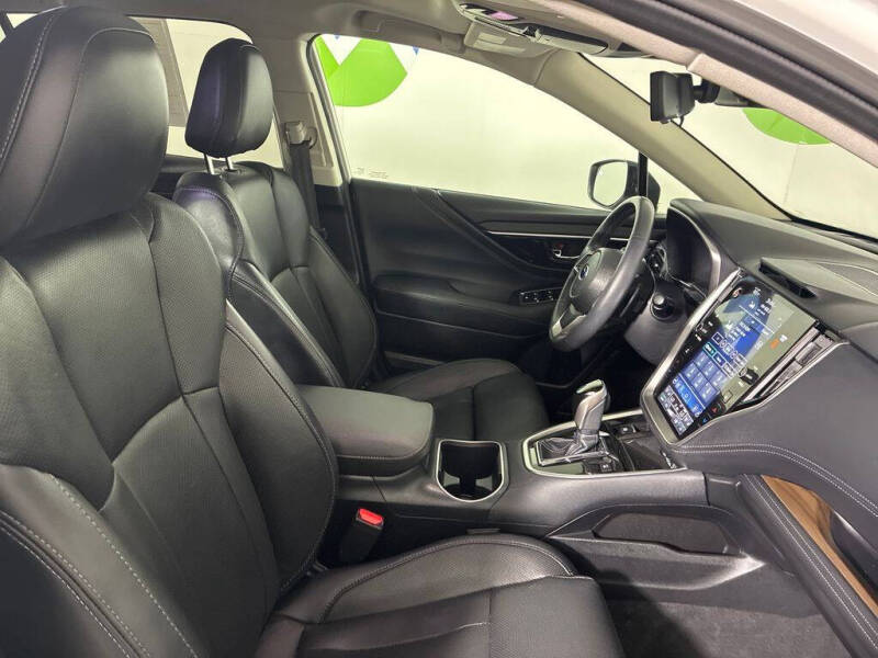 2024 Subaru Outback Touring XT