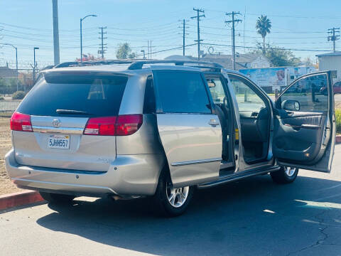 2004 Toyota Sienna XLE Limited 7 Passenger