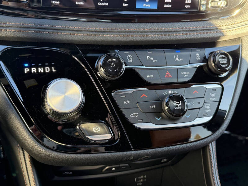 2026 Chrysler Pacifica Pinnacle
