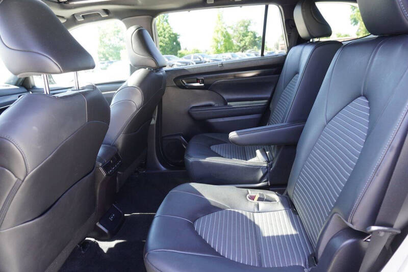2023 Toyota Highlander XSE