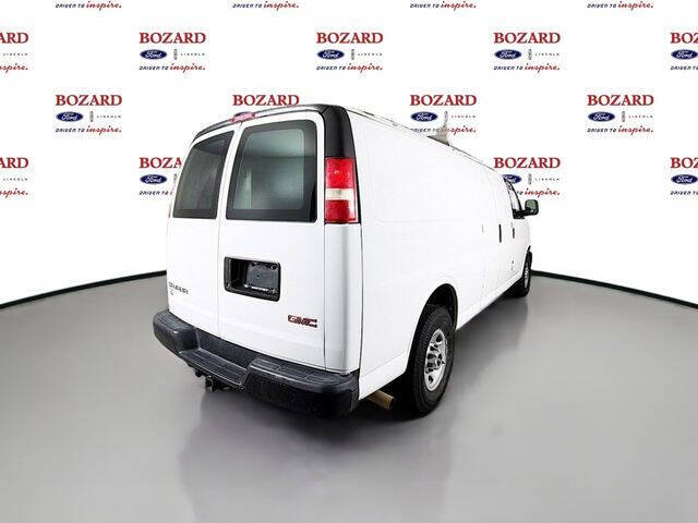 2017 GMC Savana 2500