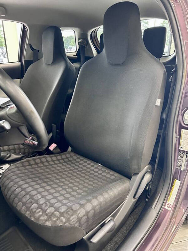 2013 Scion iQ
