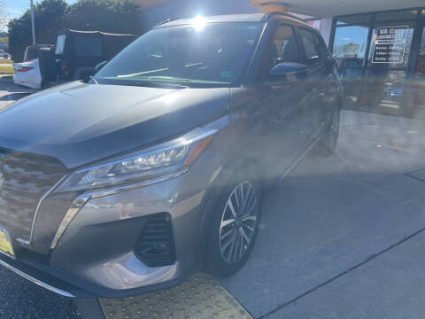 2024 Nissan Kicks SR