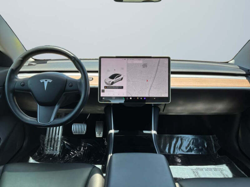 2019 Tesla Model 3 Mid Range