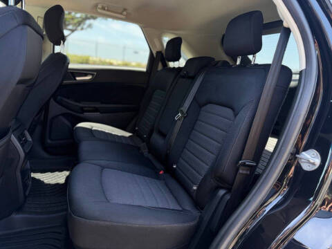 2018 Ford Edge SE