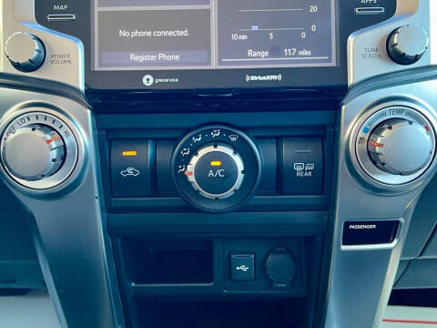 2024 Toyota 4Runner SR5