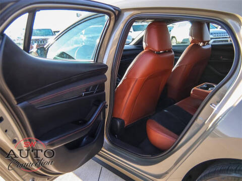 2024 Mazda Mazda3 Hatchback 2.5 Carbon Turbo