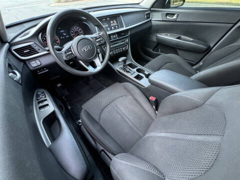 2019 Kia Optima LX