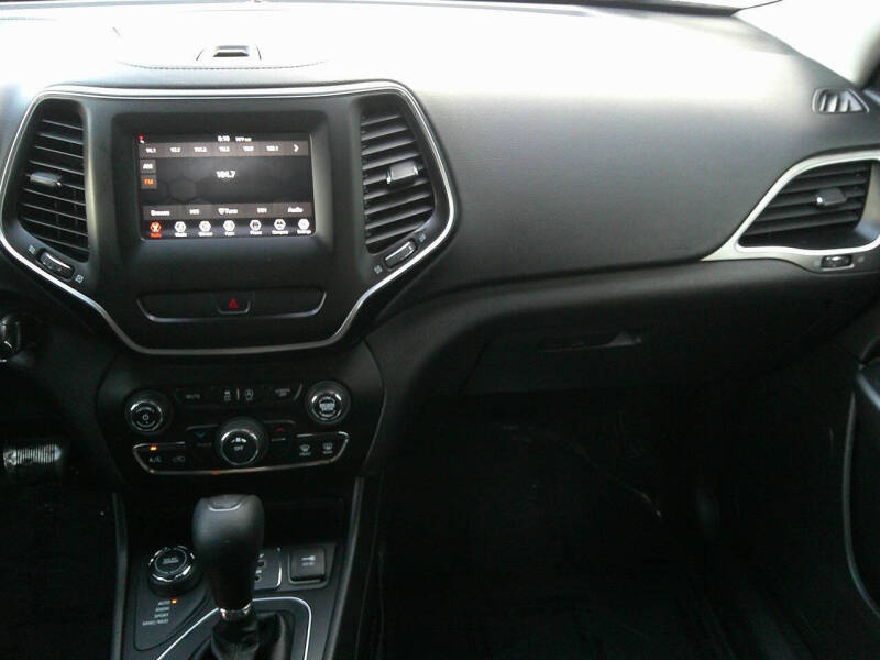 2019 Jeep Cherokee Latitude