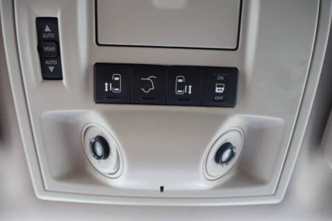 2012 Chrysler Town and Country Limited