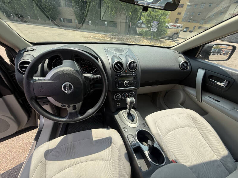 2012 Nissan Rogue S