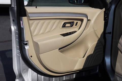 2015 Ford Taurus