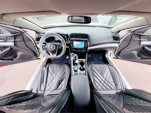 2017 Nissan Maxima