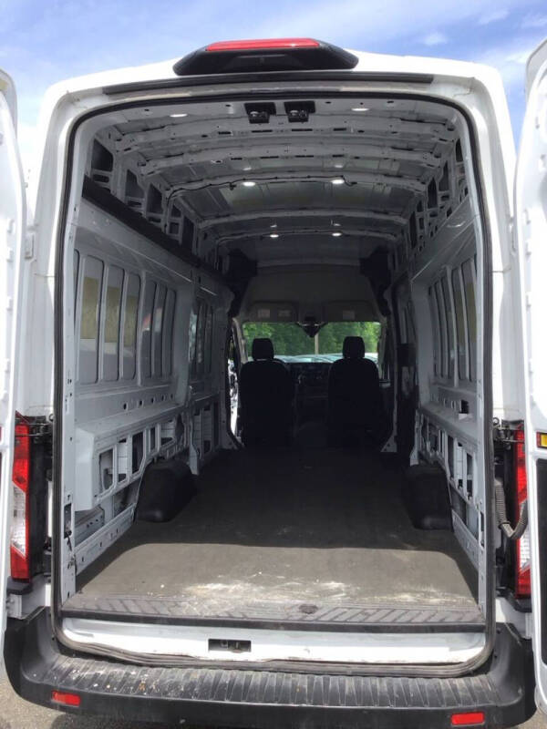 2024 Ford Transit 350