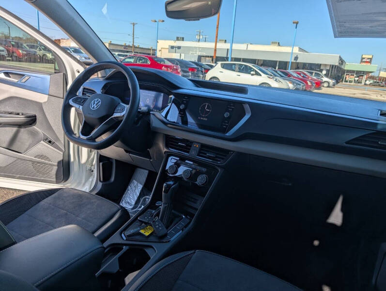 2023 Volkswagen Taos SE