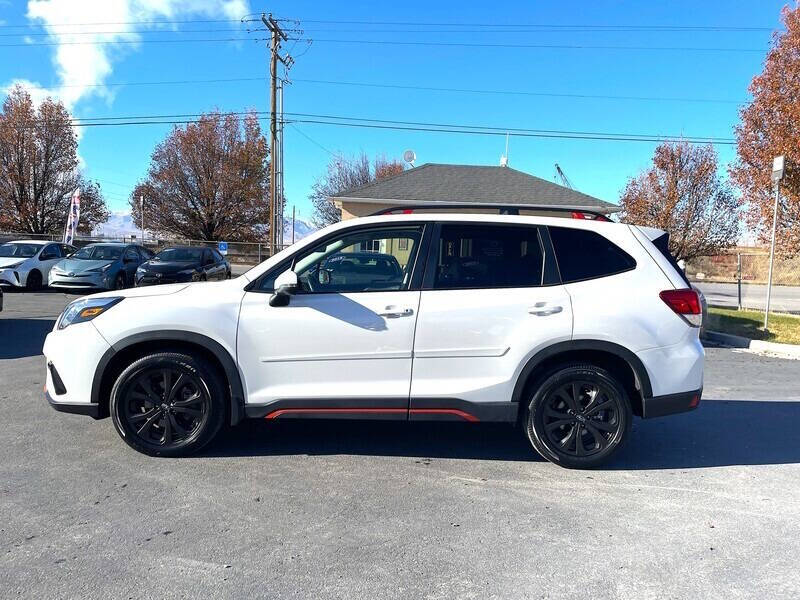 2022 Subaru Forester null photo 3