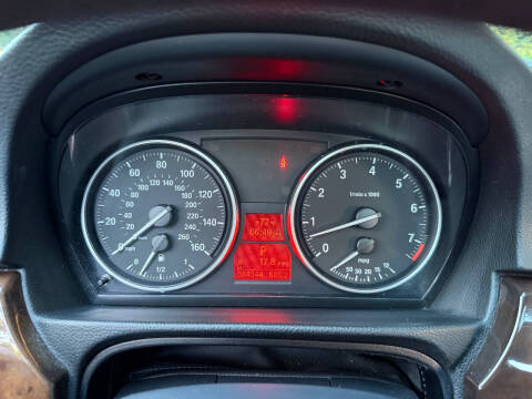 2011 BMW 3 Series 328i
