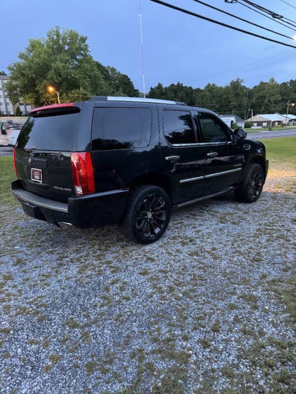 2012 Cadillac Escalade Platinum Edition