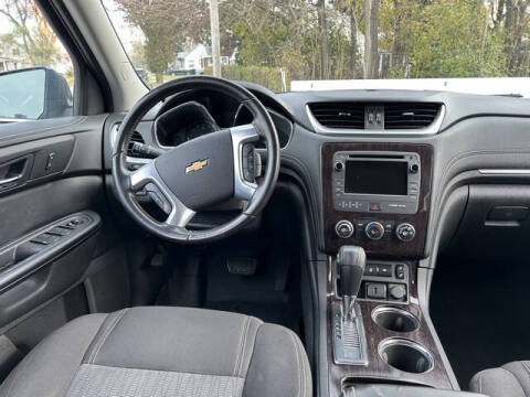 2017 Chevrolet Traverse LT