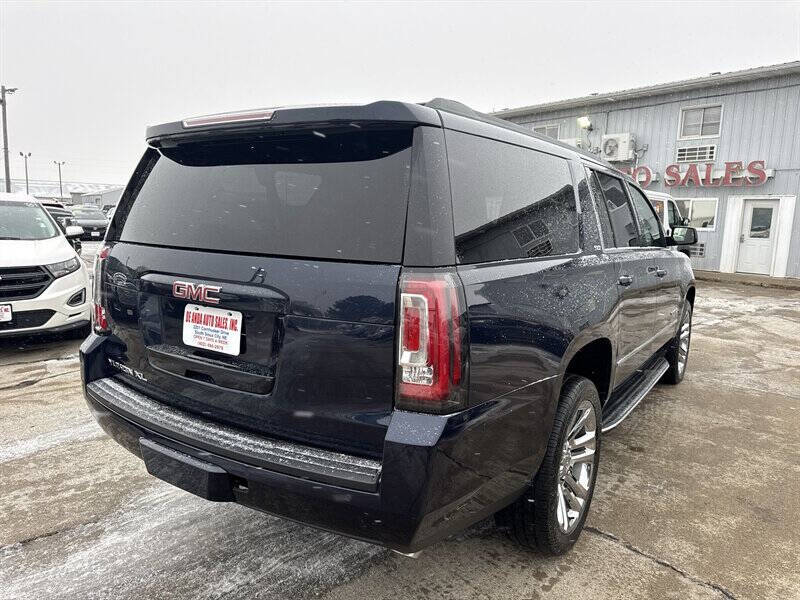 2017 GMC Yukon XL SLT