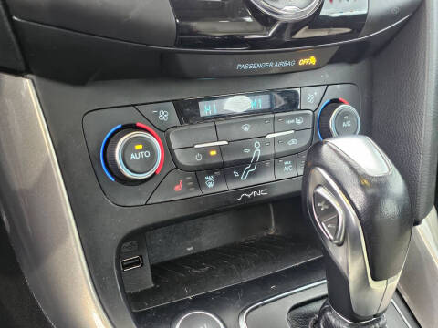 2017 Ford Focus Titanium