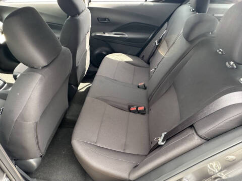 2025 Nissan Kicks Play S