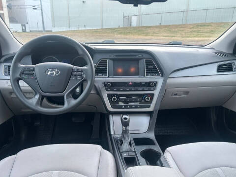 2016 Hyundai Sonata SE