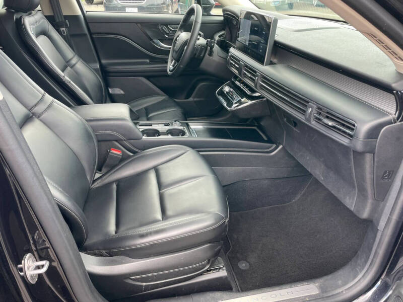 2023 Lincoln Corsair Standard