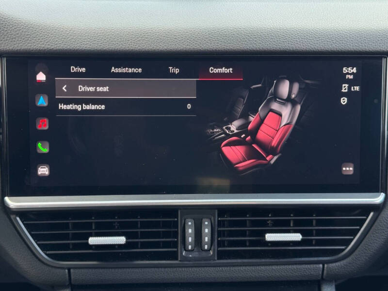 2022 Porsche Cayenne E-Hybrid