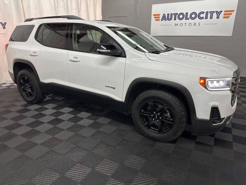 2023 GMC Acadia AT4