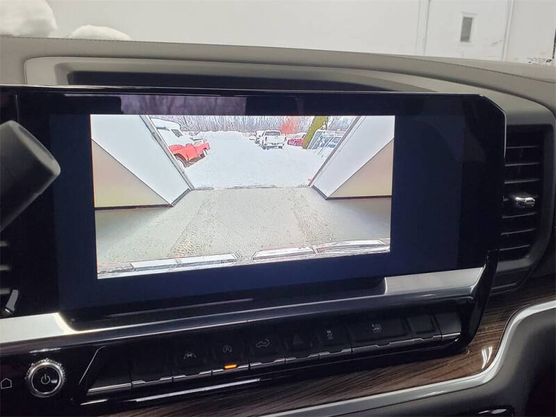 2026 GMC Sierra 1500 Elevation Standard