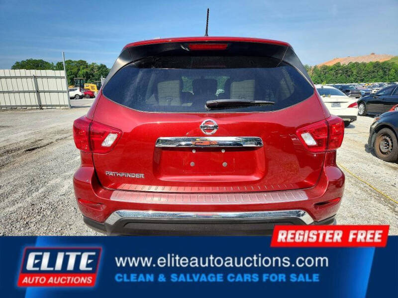 2017 Nissan Pathfinder S