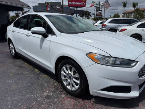 2016 Ford Fusion S